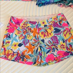 Lilly Pulitzer shorts. NWOT size 4
